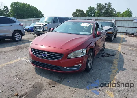 2016 Volvo S60 T5 Drive-E Premier z USA, uszkodzony, nr VIN YV126MFK4G1396231